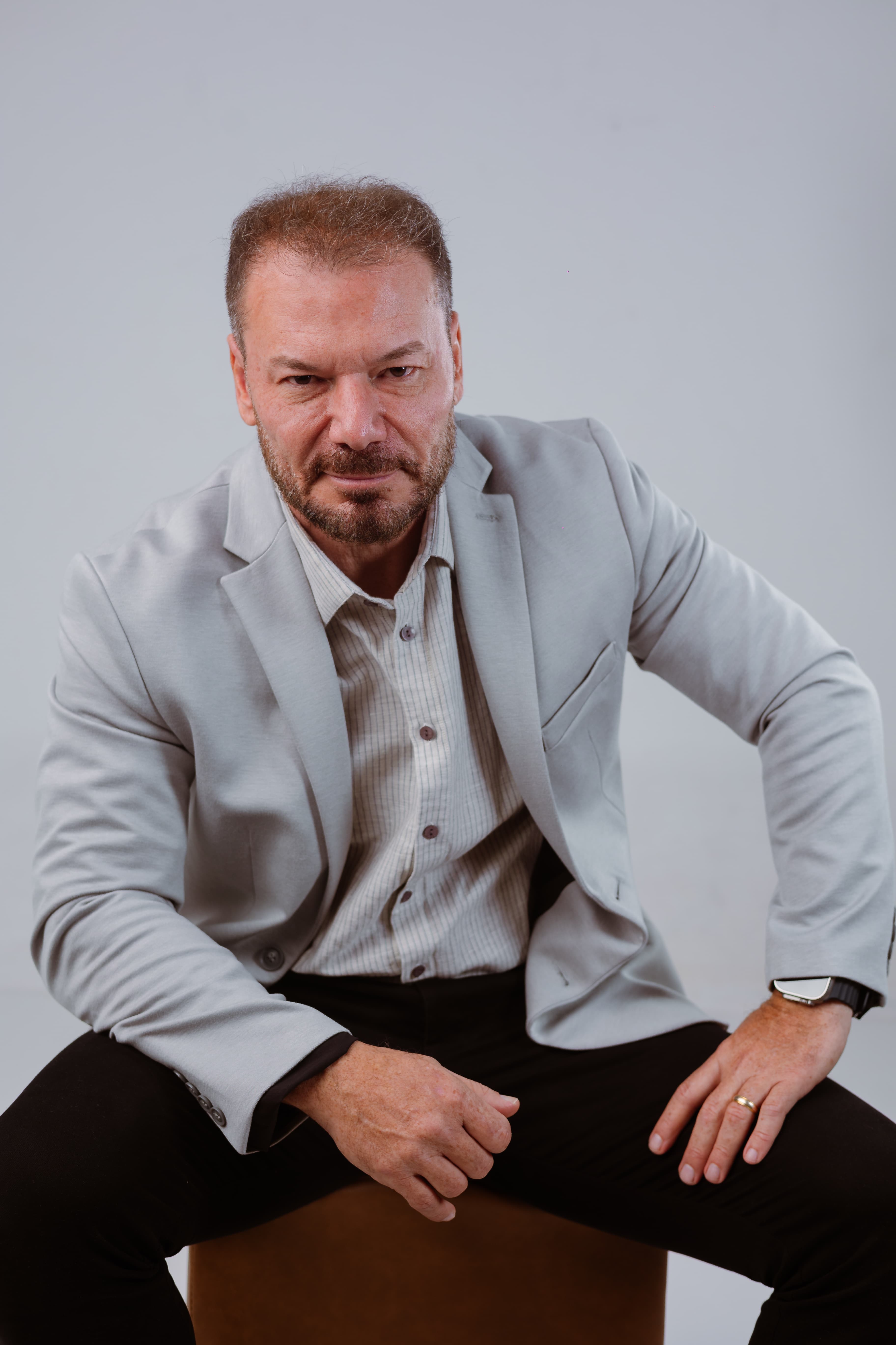 Dr. Marcelo Cater