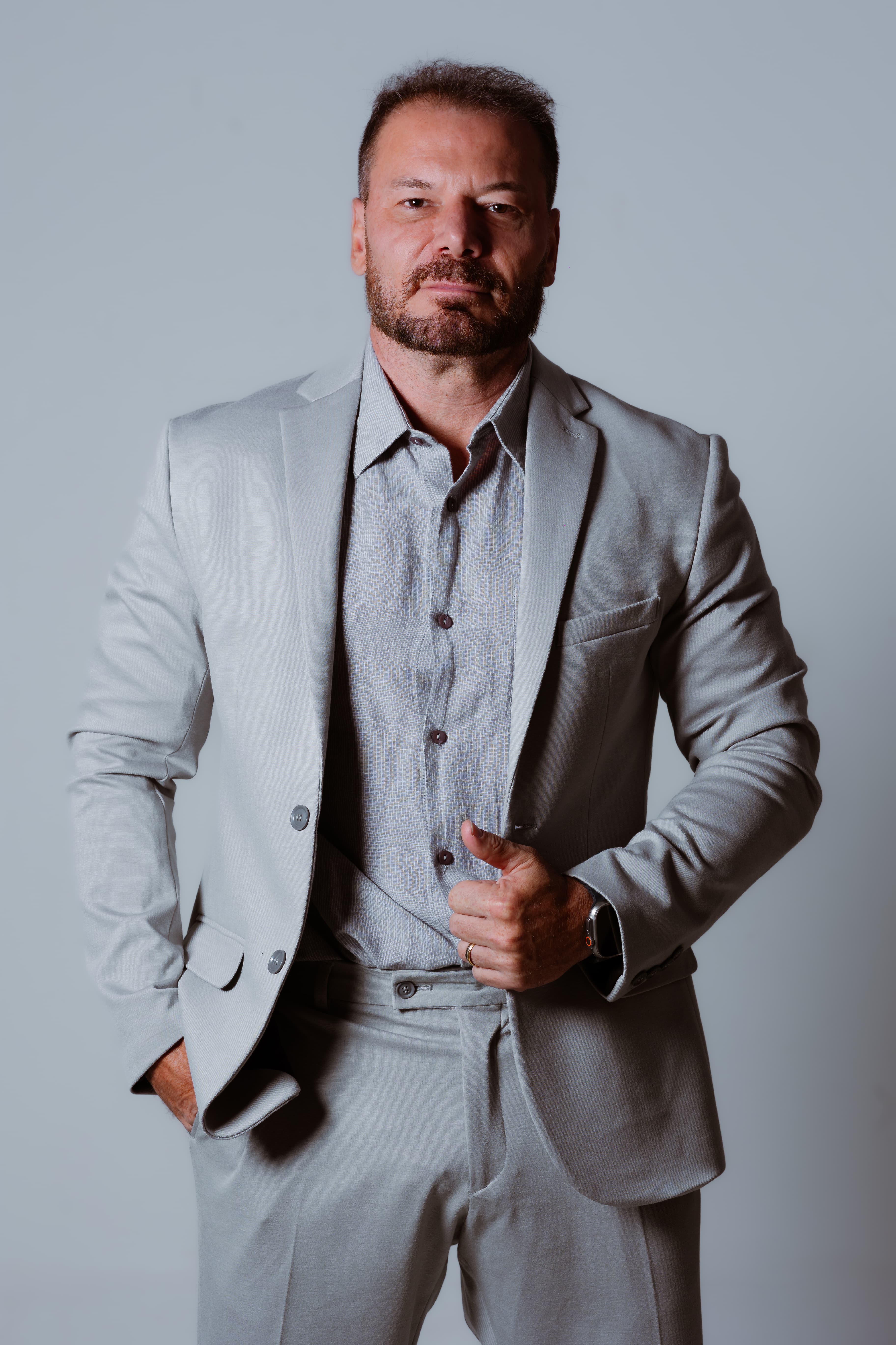 Dr. Marcelo Cater